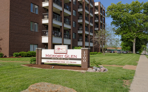 Hickory Glen - Senior Living